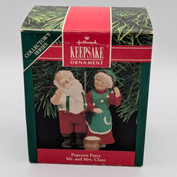 Hallmark Keepsake Popcorn Party Mr. and Mrs. Claus 1990, 5th in the Series - Picture 8 of 11